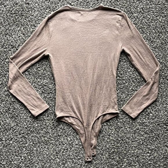 Abercrombie & Fitch Soft and Comfy Bodysuit Womens Medium Cotton Top - Picture 3 of 8